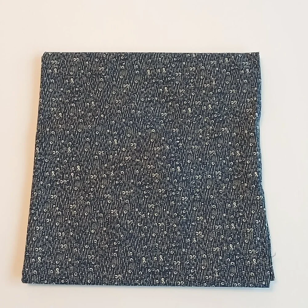 Winter Blue/Cream Pillows Or Table Runner kit by Bernina /Benartex BERWT-PIL - Picture 6 of 16